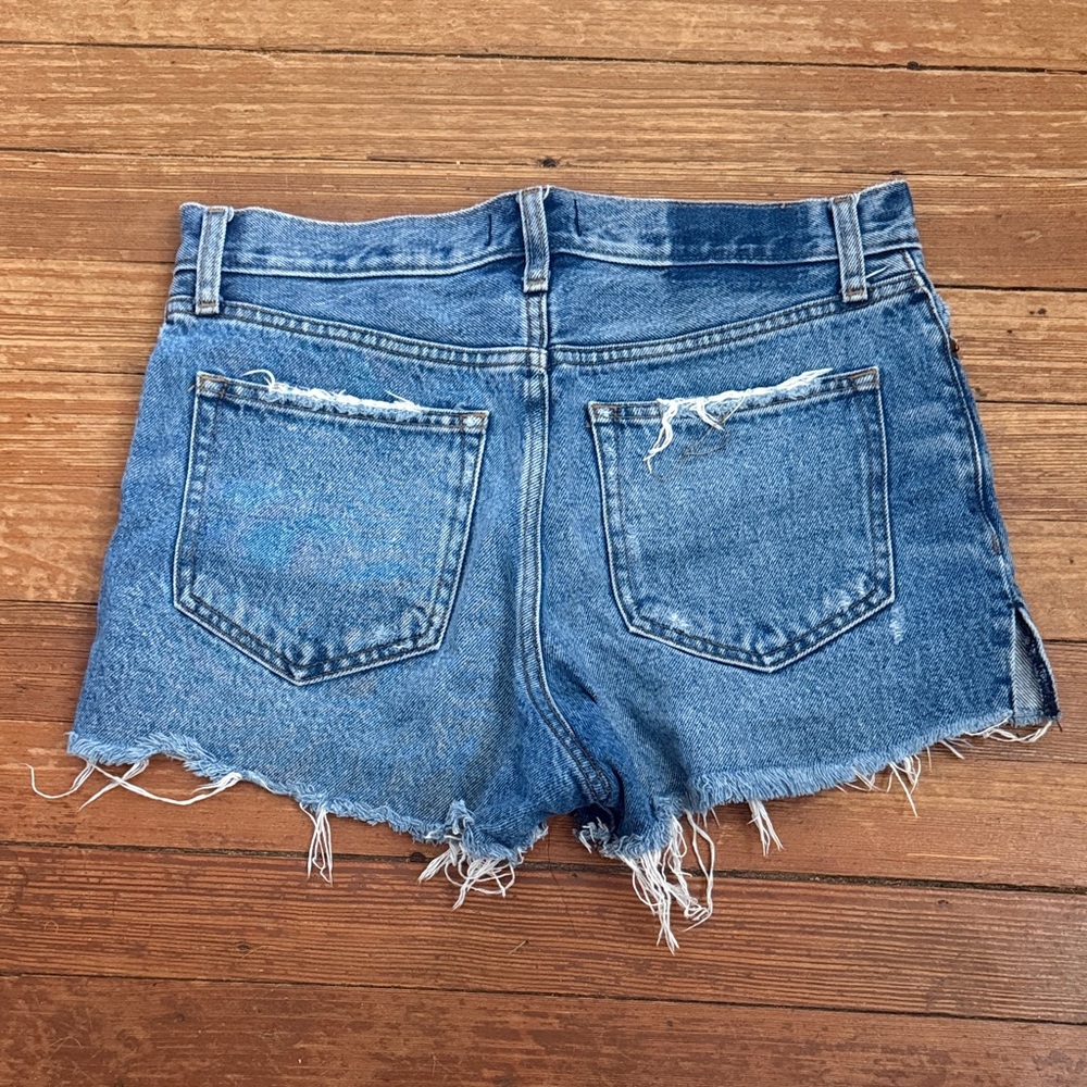 Annie high rise Abercrombie & Fitch Distressed Blue Denim Jean Shorts - Picture 2 of 5